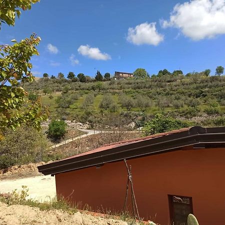 La Casa Dei Sogni Hotell Agira Eksteriør bilde